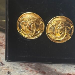 Authentic Vintage 18k Gold Chanel Earrings